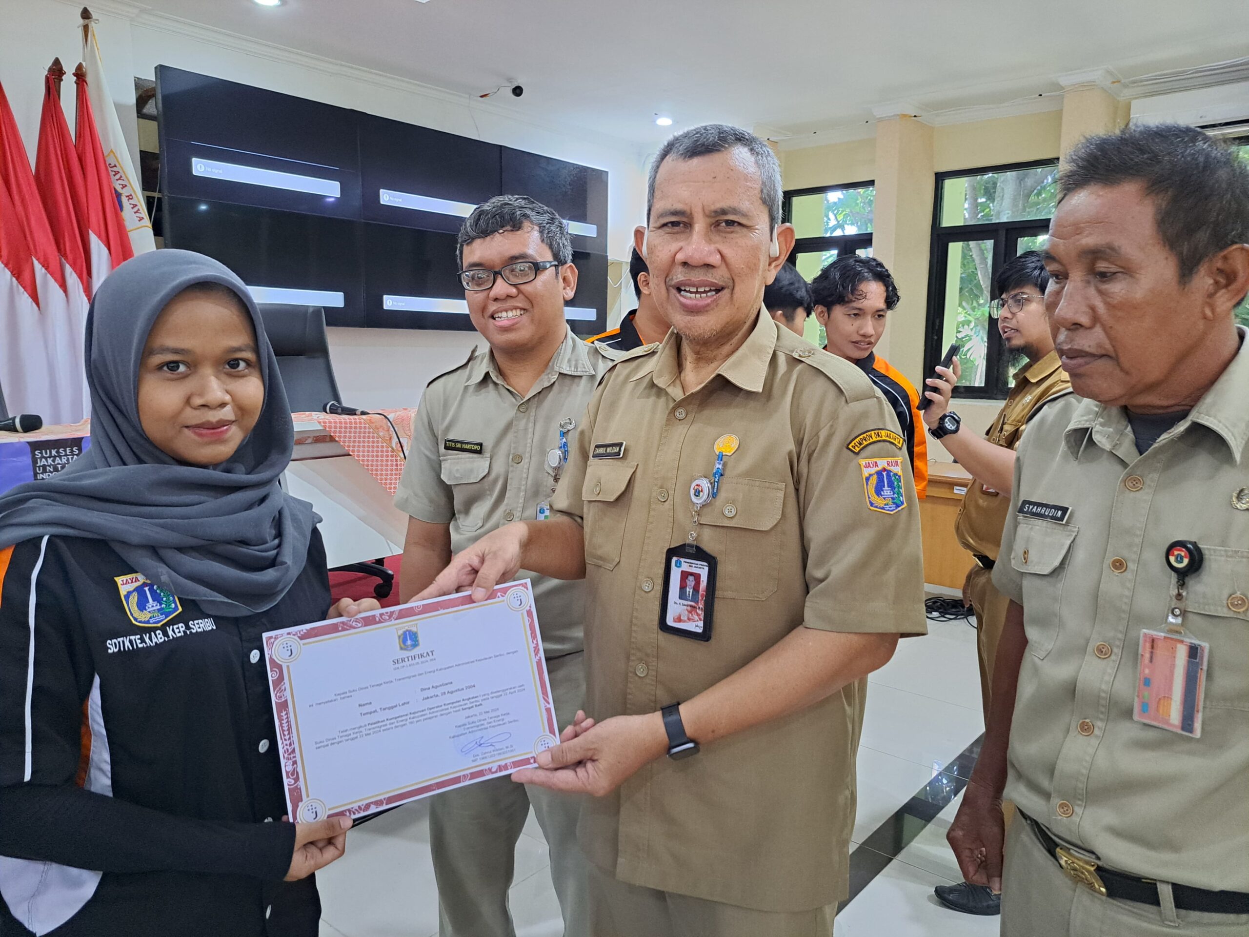 You are currently viewing Penutupan Pelatihan Operator Komputer Angkatan I – Pulau Pramuka